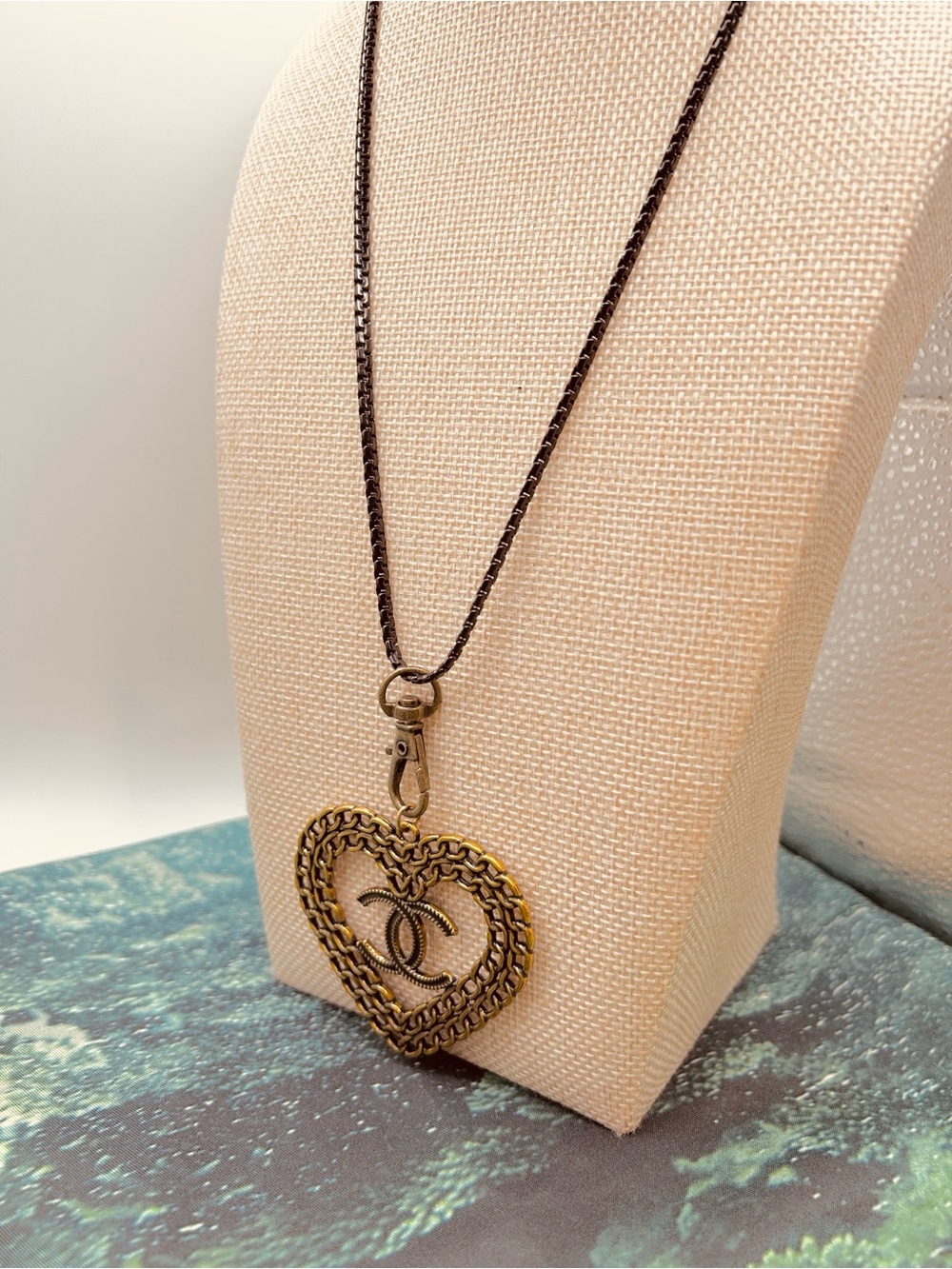 CHANEL Gold-Tone Braided Heart Pendant Necklace with Black Chain New